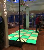 Komplet LED dansegulv, 360*240 cm. Udlagt.